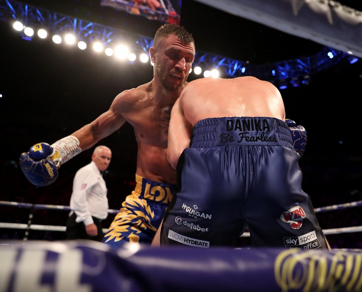 Photos Lomachenko Beats Campbell To Unify Huge Gallery Boxing News